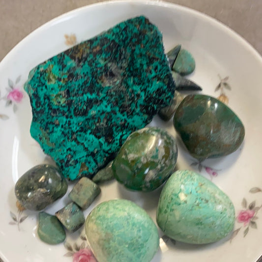 Chrysacolla on a plate. 