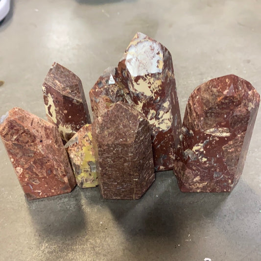 Many Bronzite points. 